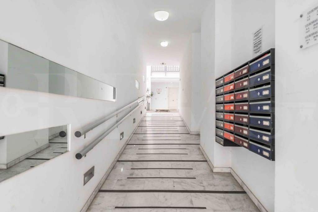 Bright Spacious Duplex With Terrace By Rems Apartment Málaga