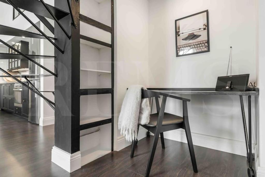 Lägenhet Bright Spacious Duplex With Terrace By Rems